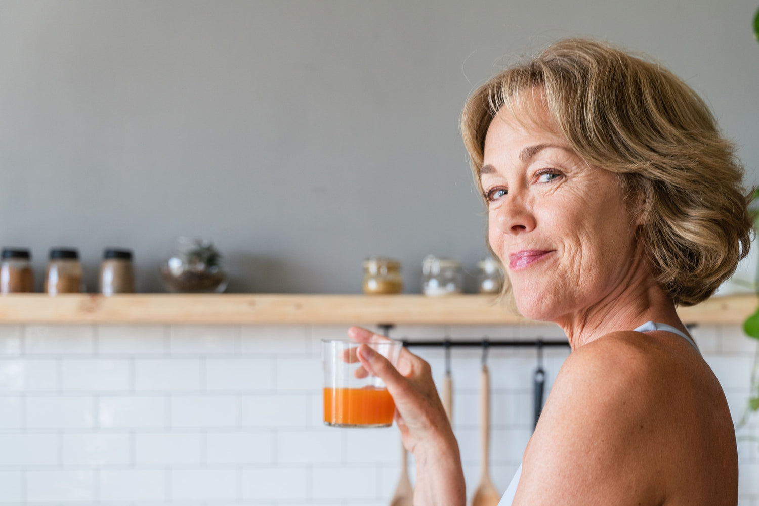 Midlife e o segundo ato da vida: como cuidar da pele e autoestima após os 40 anos. - Rejuv Clinical